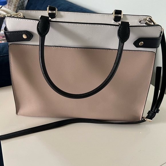 Kate Spade Tote - Picture 2 of 5